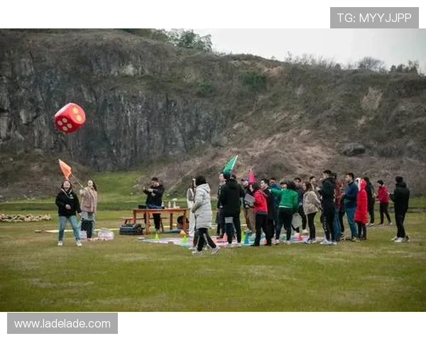 真人现金直营游戏玩法多样，满足不同玩家的娱乐和盈利需求